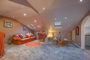 Premium 2nd floor 2 bed Apt sleeps 4 adults in Oban town